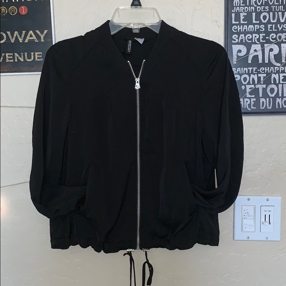 jacket - Picture 2 of 3